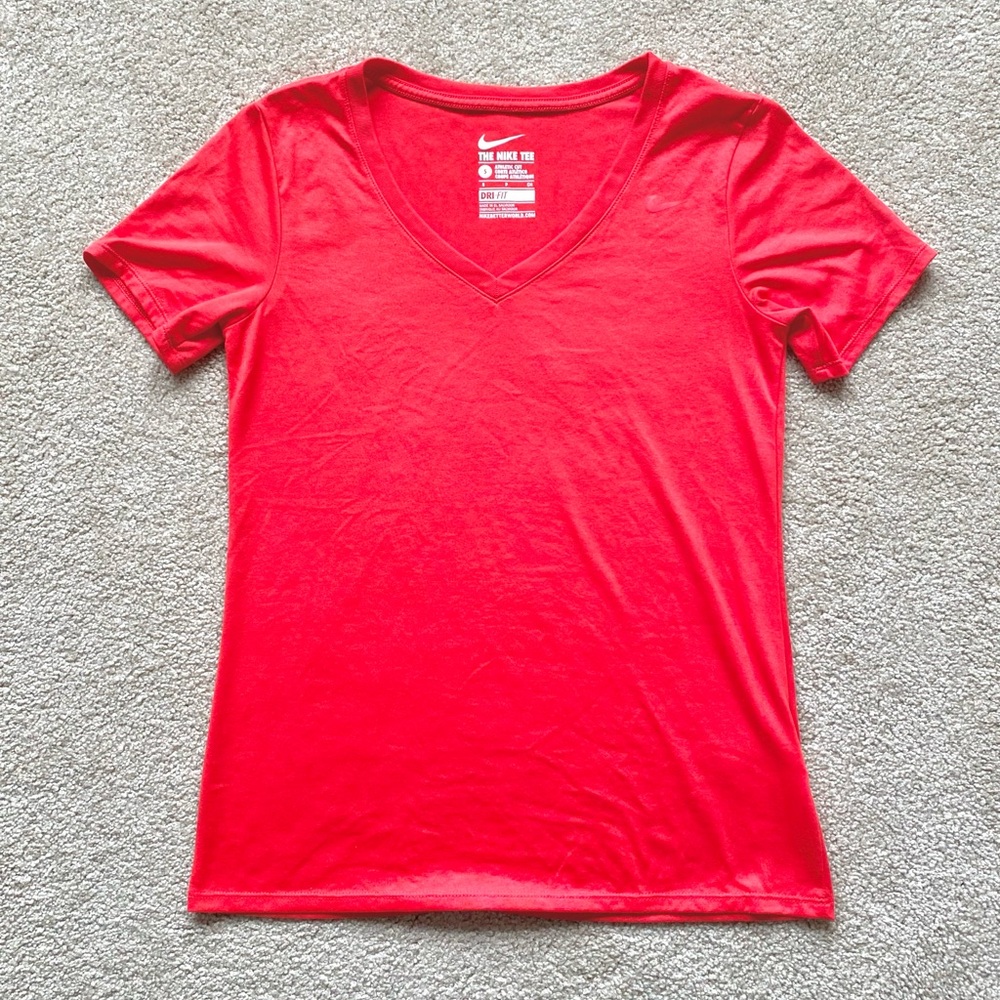 Nike Dri-Fit Athletic Fit V-Neck Pink Shirt